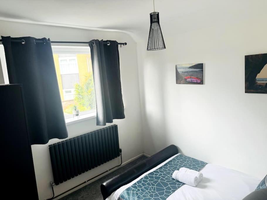 Luxe Living Family Home - Beach, Wifi, Parking Swansea Buitenkant foto