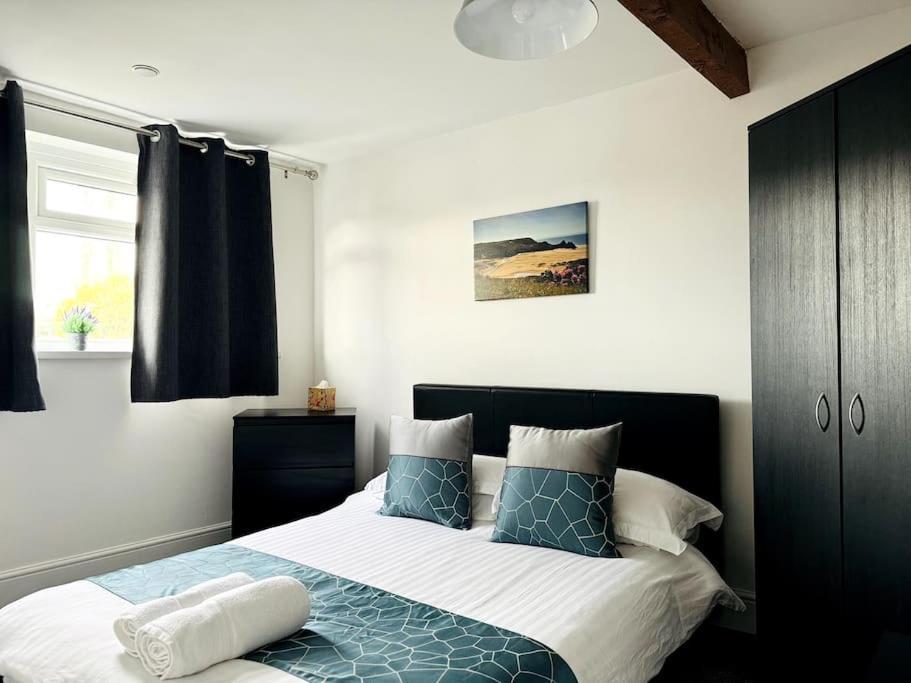 Luxe Living Family Home - Beach, Wifi, Parking Swansea Buitenkant foto